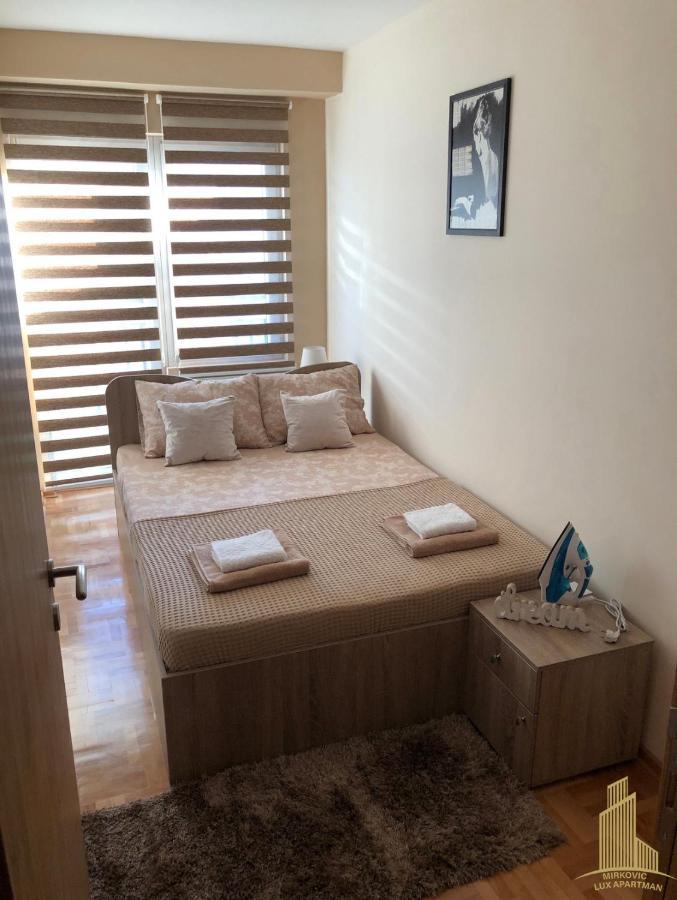 Mirkovic Lux Apartman Ниш Екстер'єр фото